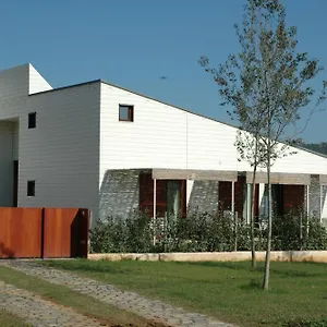 La Fustana Maia de Montcal